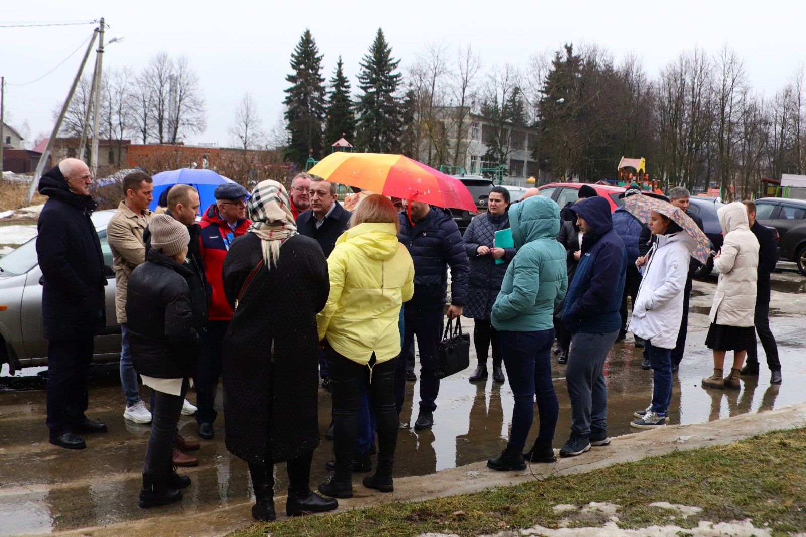 Воскресенские единороссы на встрече с жителями | 27.03.2023 | Воскресенск -  БезФормата