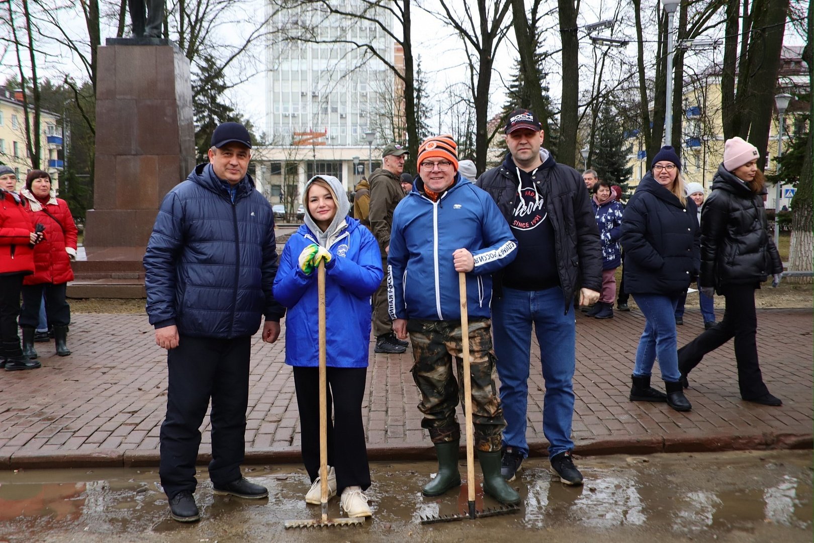 В Воскресенске стартовал месяц чистоты и благоустройства | 06.04.2023 |  Воскресенск - БезФормата