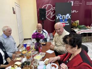 Осенние встречи клуба «За Чашкой чая» традиционно начались с «Праздника урожая»