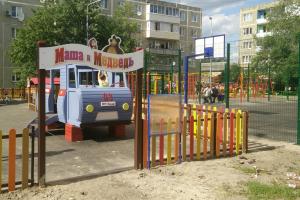 В рамках партпроекта «Городская среда» в Воскресенском районе благоустраиваются дворовые территории