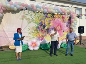 Воскресенские партийцы и сторонники «Единой России» поздравили жителей села Ашитково с престольным праздником