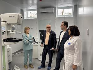 Партийцы Воскресенска посетили Центр здоровья, капитально отремонтированный по народной программе Единой России 