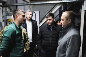 Секретарь местного отделения партии «Единая Россия» Алексей Малкин вместе с представителями ООО «Газпром теплоэнерго МО» посетил и проверил работу котельной №3 в микрорайоне Лопатинский