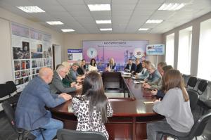 Партийцы Воскресенска поздравили предприятия округа с Днём промышленности и науки Подмосковья 