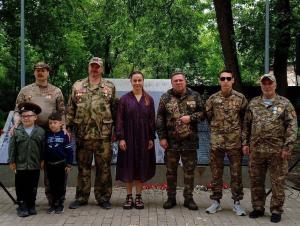 22 июня у Памятника погибшим воинам в годы Великой Отечественной войны в посёлке Хорлово прошло памятное мероприятие «И помнит мир спасенный...», подготовленное Домом культуры р.п. Хорлово МУ «ВКМЦК и Т «Истоки»