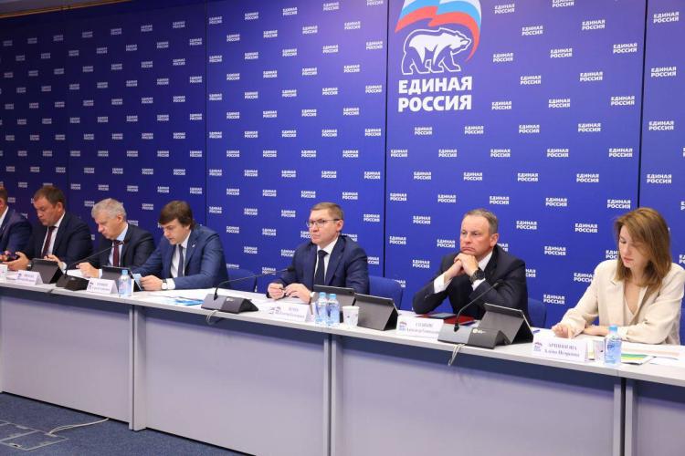 «Единая Россия» подвела промежуточные итоги президентских программ капремонта и строительства образовательных учреждений «Единая Россия» подвела промежуточные итоги президентских программ капремонта и строительства образовательных учреждений