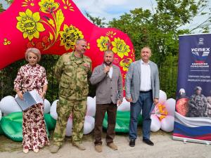 Сегодня в деревне Лидино прошли праздничные мероприятия, объединившие народные традиции и тёплые поздравления.