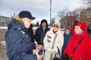 Партийцы Воскресенска на встрече с жителями микрорайона Лопатинский