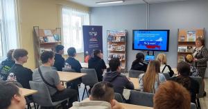 Для воскресенских студентов провели исторический экскурс «Крым – частица России»