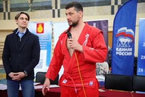 Воскресенские спортсмены приняли участие в мастер классе 10 кратного чемпиона мира по самбо Артёма Осипенко