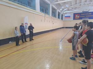 В Воскресенске прошла открытая тренировка по баскетболу в рамках партийного проекта «Детский спорт»
