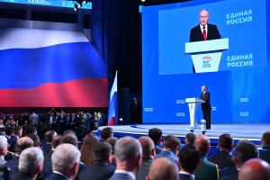 Путин: «Единая Россия» отвечает за каждую строчку народной программы
