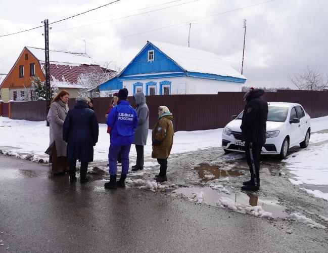 В Воскресенске прошла встреча с жителями деревни Вострянское В Воскресенске прошла встреча с жителями деревни Вострянское