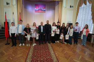 Вручение паспортов 