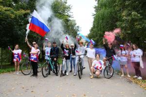 В Воскресенске День государственного флага РФ отметили велопробегом