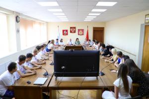 Представители «Молодой гвардии» партии «Единая Россия» от Воскресенска и Шатуры провели встречу по вопросам взаимодействия 